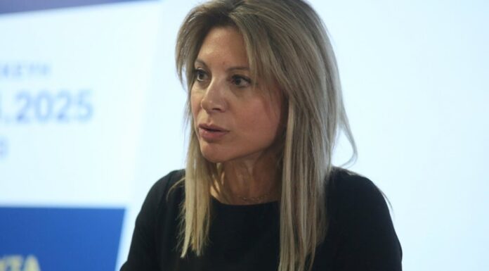 Μαρία Καρυστιανού