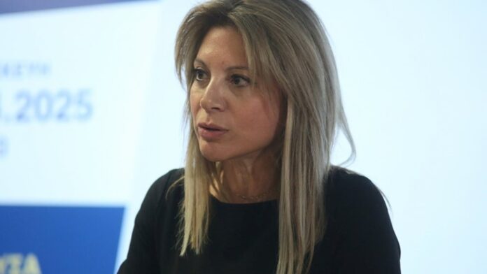 Μαρία Καρυστιανού