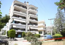 Τραγωδία στην Ηλιούπολη: Δύο 17χρονες έπεσαν από ταράτσα πολυκατοικίας