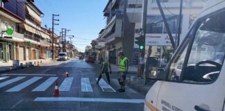 Με εντατικούς ρυθμούς συνεχίζεται το εκτεταμένο πρόγραμμα επαναδιαγράμμισης των διαβάσεων πεζών